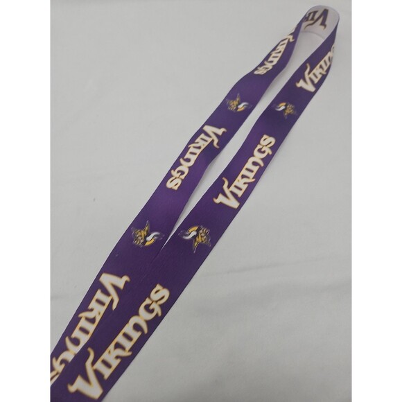 Minnesota Vikings Detachable Team Logo Lanyard Keychain NFL - Picture 4 of 13
